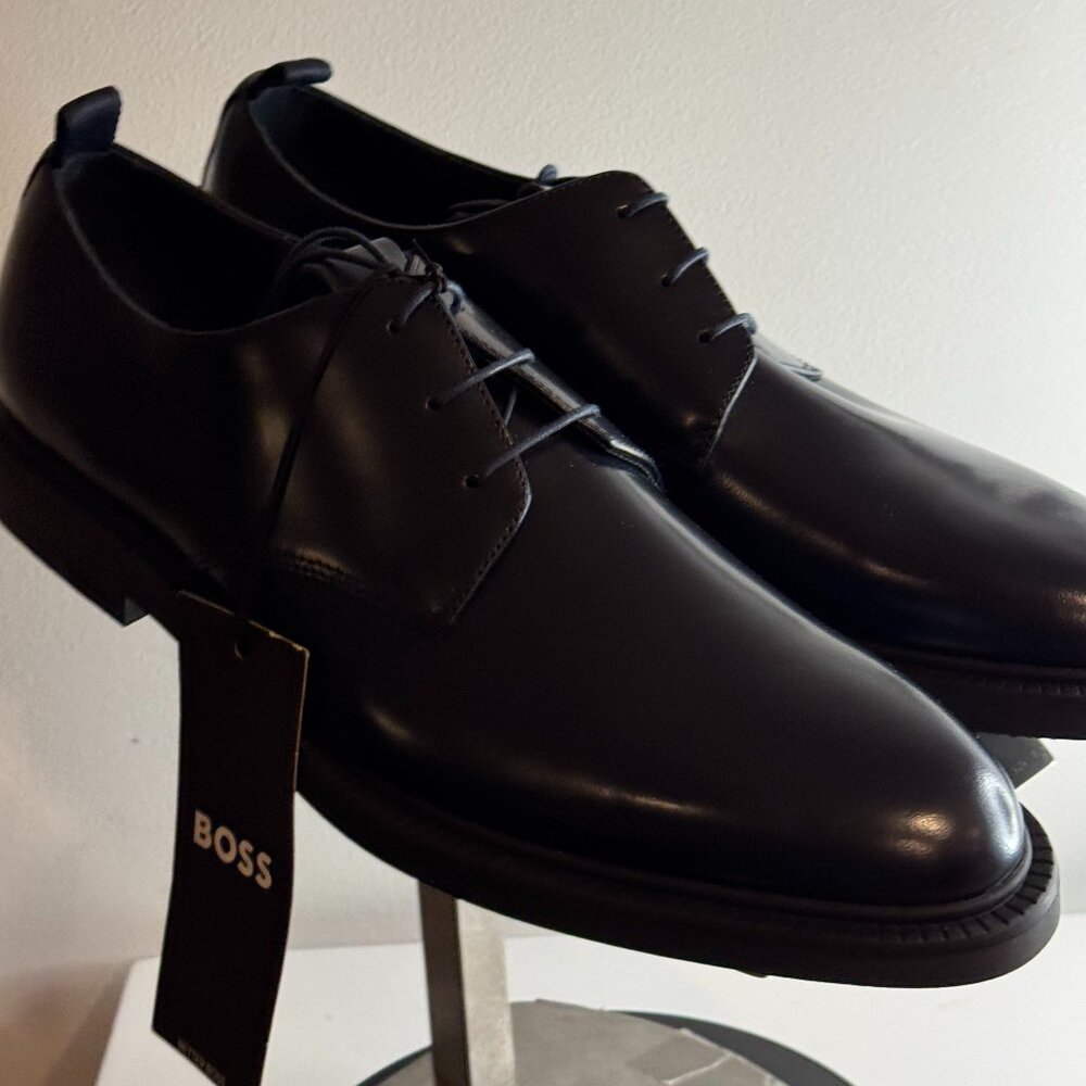 BOSS Mens Larry Brush Off Leather Derby Dress Shoe Oxford US size 12 new